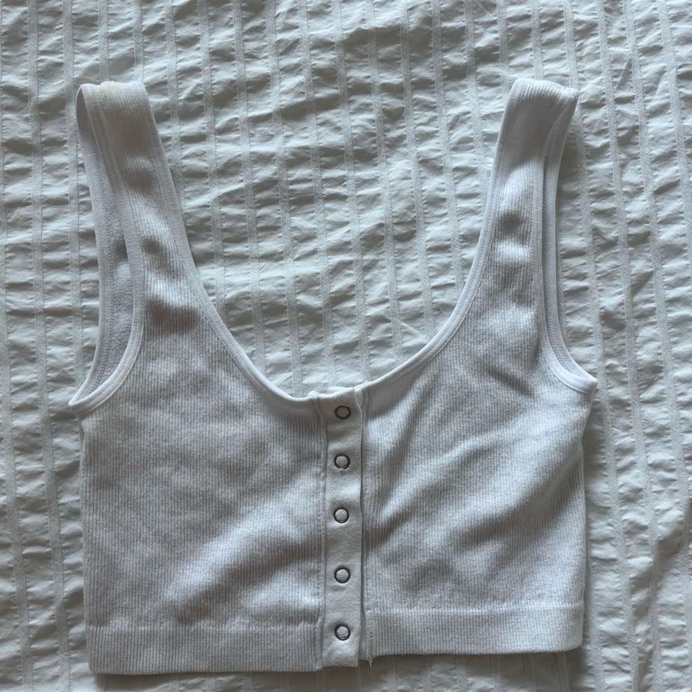 Streetwear Society White Buttoned Crop Tank Top
